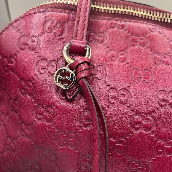 Stunning Y2K Authentic Gucci Bree Dome Tote in Ruby Red - Picture 2 of 16